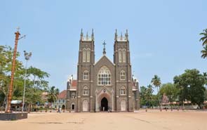 St.-Andrew's-Basilica,-Arthunkal